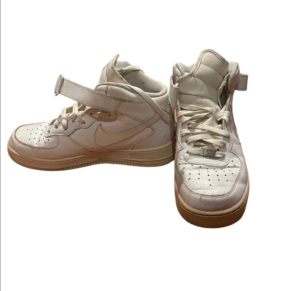 Nike Air Force 1’s